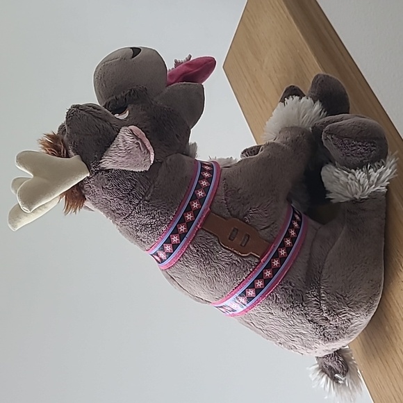 Disney Frozen Sven Gray and Pink Stuffed Reindeer with Antlers - Picture 4 of 6